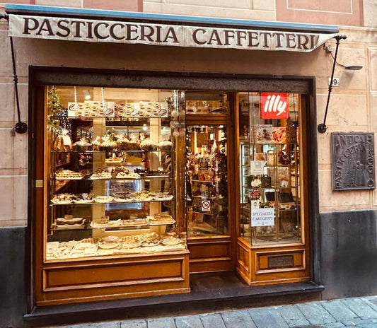 Pasticceria Piaggio Lavagna — bottega artigianale storica dal 1927, nel centro storico del Tigullio