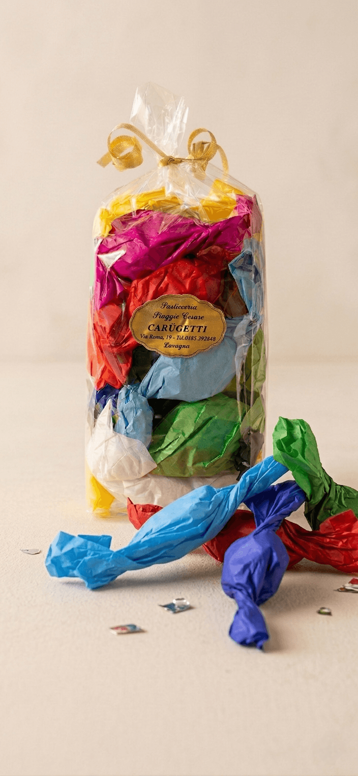Carugetti™ meringa alle nocciole Misto Chiavari con copertura cioccolato fondente — dolce tipico Lavagna